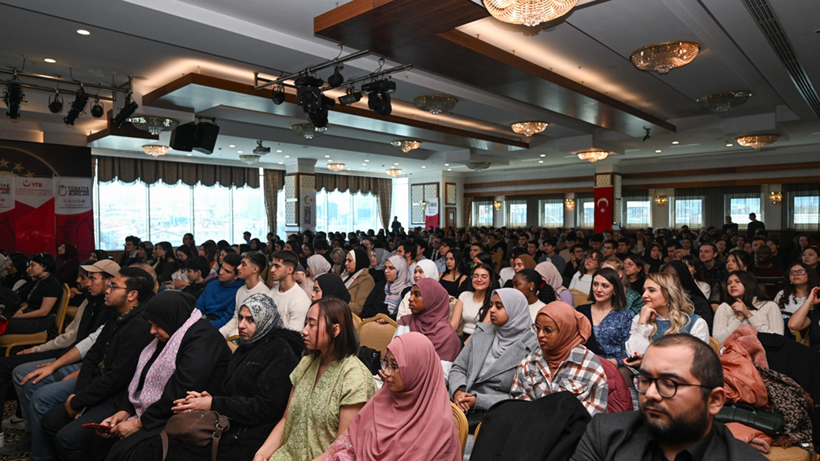 Türkiye'de Eğitim Almaya Başlayan Uluslararası Öğrenciler İçin Ankara'da Hoş Geldiniz Programı