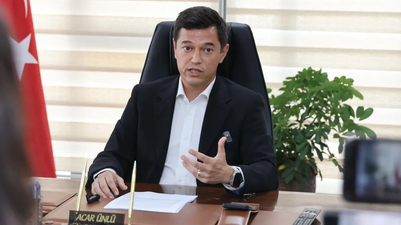 Bir soruşturma da Marmaris Belediye Başkanı Acar Ünlü hakkında açıldı