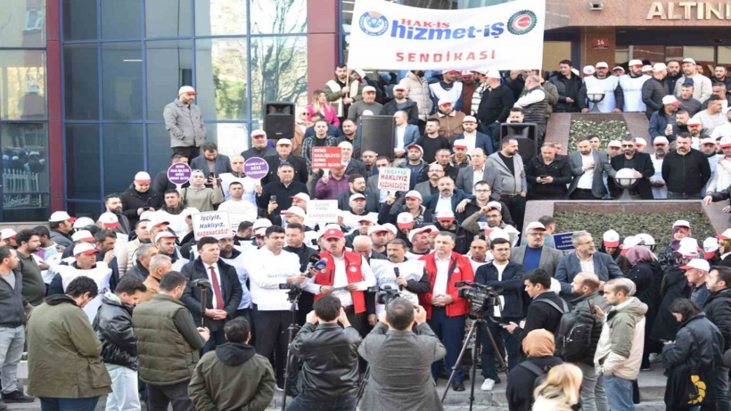 Hizmet-İş sendikası: "Altındağ Belediyesinden Kadir Gecesi'nde 11 işçi atıldı"