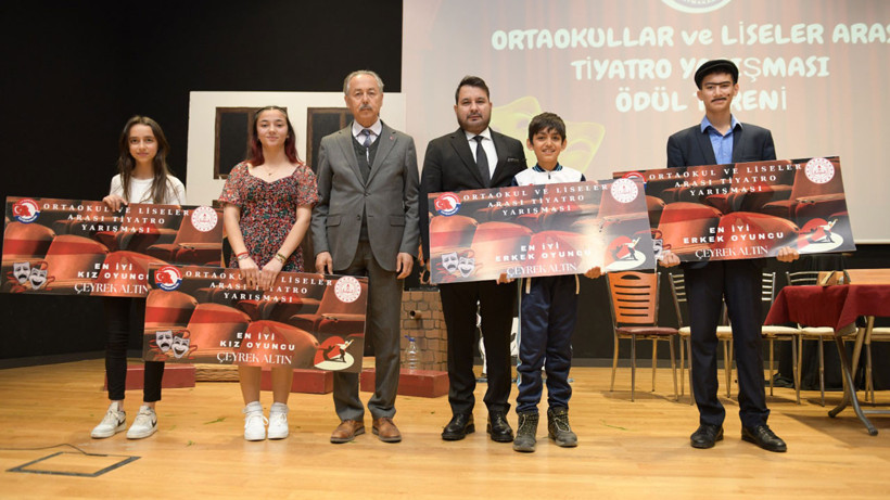 Başkan Çırpanoğlu'ndan geleceğin tiyatrocularına tam destek