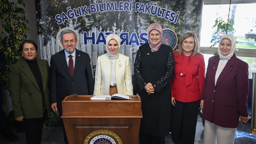 Türk Kızılay'ın "Çevrim İçi Aile Akademisi" eğitim programı Ankara'da düzenlendi
