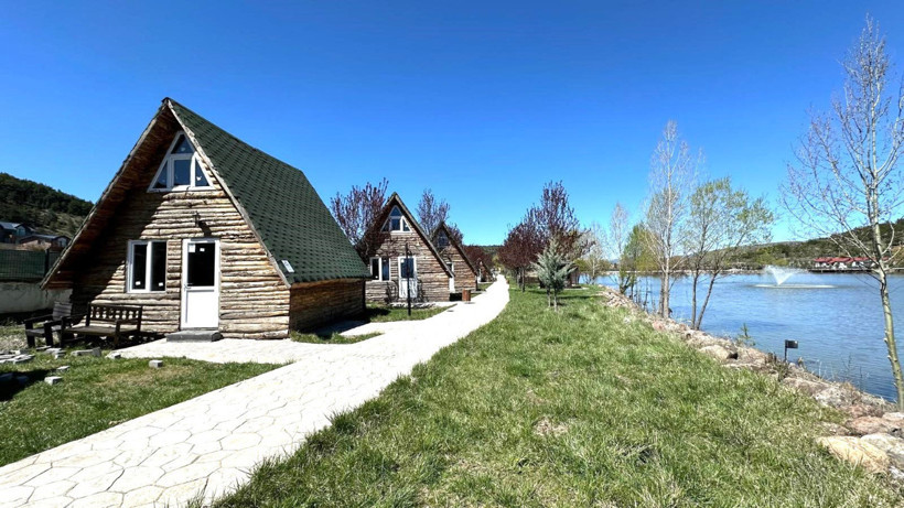 Çamlıdere Belediye Başkanı Ceylan müjdeyi verdi: Çamlıdere'deki bungalov turistleri ağırlayacak