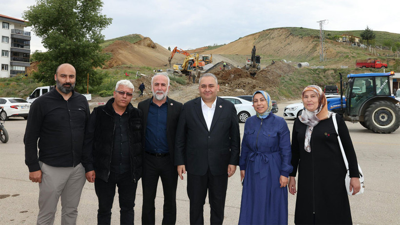 Başkan Özarslan müjdeyi verdi! Bağlum’un hafriyat çilesi sona eriyor
