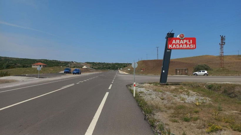Yozgat'ta tehlike saçan yol, vatandaşları korkutuyor