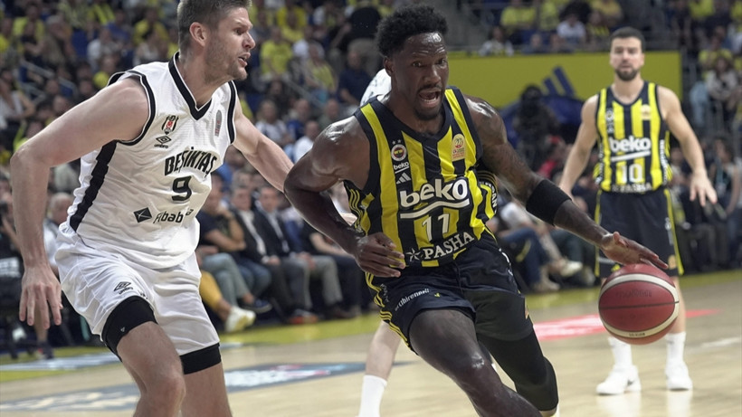 Fenerbahçe seriyi 2-0 yaptı