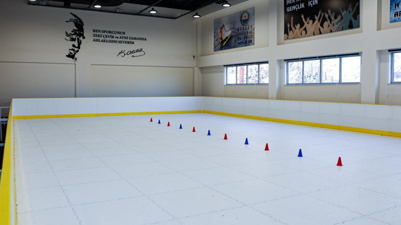 Gölbaşı’nda buz pateni heyecanı başlıyor!