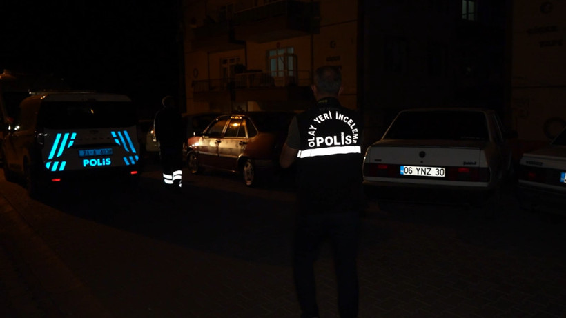 Alkollü gencin öfkesi kanlı bitti: Babasını darp edip kendini yaraladı