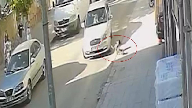 Kırıkkale’de minik çocuğa otomobil çarptı