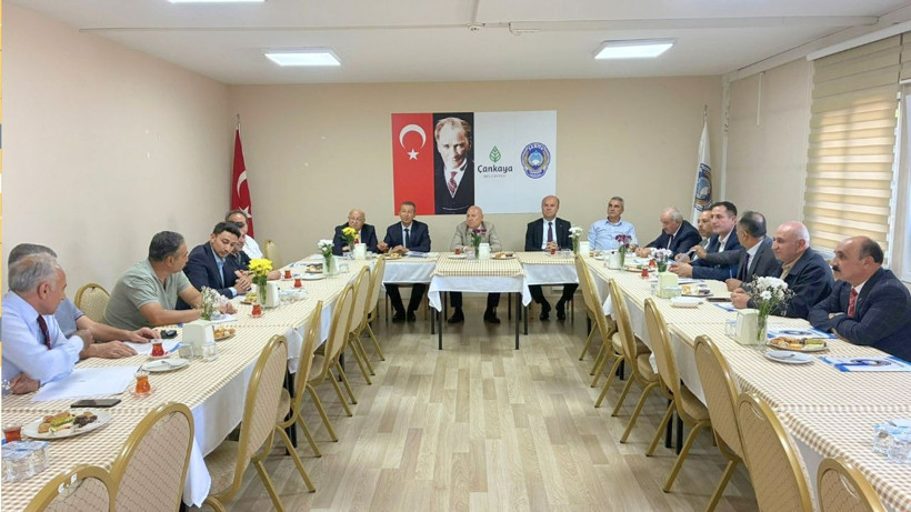 Çankaya Belediyesi esnaf odalarıyla istişare toplantısı düzenledi