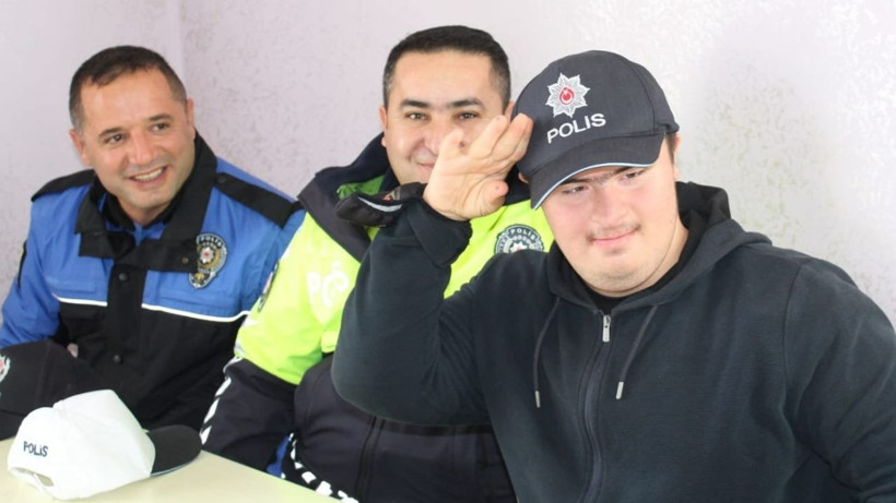 Şereflikoçhisar Kaymakamı özel öğrencilerle buluştu: Sevgi her engeli aşar dedi, kalpler ısındı!