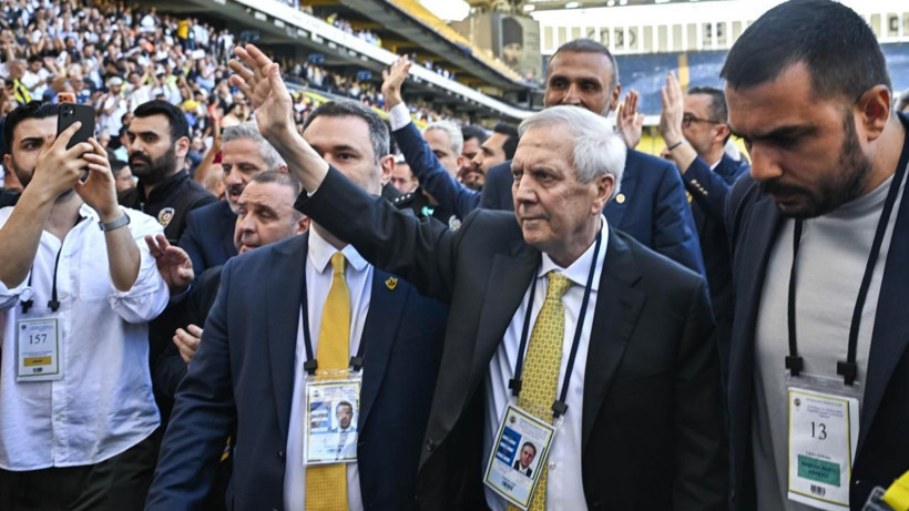 Aziz Yıldırım Devreye Girdi! Anlaşma Sağlandı Yıldız Futbolcu Geliyor - Resim: 3