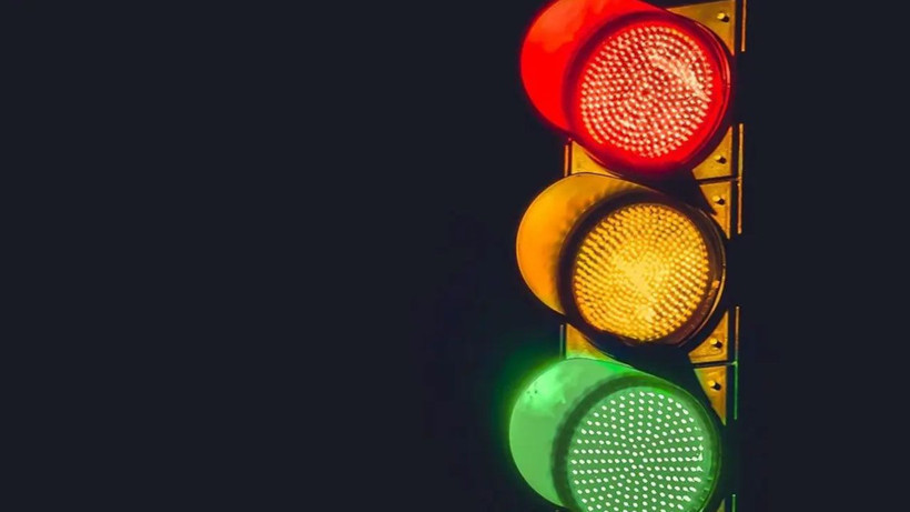 Trafik ışıkları neden kırmızı, sarı ve yeşil? - Resim: 1
