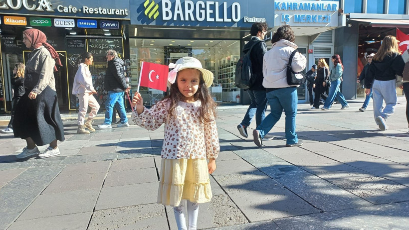 Ankara sokaklarında Cumhuriyet rüzgarı! 102. yıl kutlamalarından renkli kareler - Resim: 9