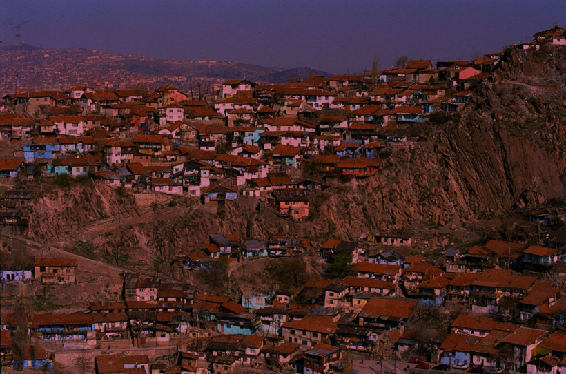 Çinçin, Düttürü Dünya’da yaşayacak: Yenidoğan dönüşümle tarihe karıştı - Resim: 9