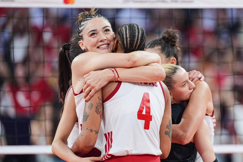 Türkiye-İtalya finalinden unutulmaz kareler! Filenin Sultanları Avrupa’yı bir kez daha fethetti - Resim: 3