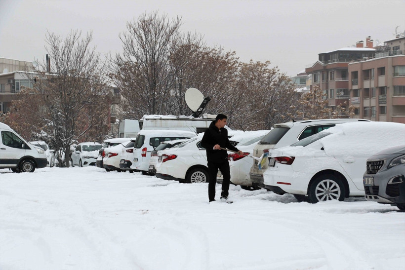 Başkentliler güne karla uyandı - Resim: 6