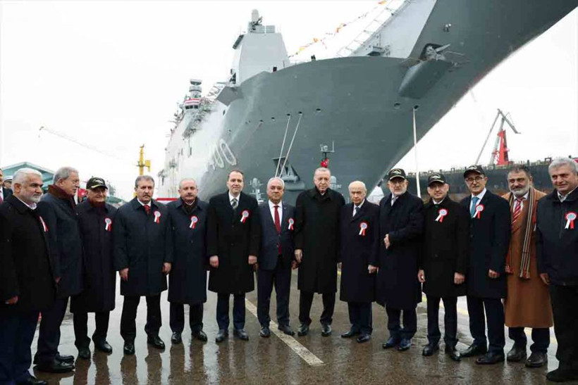 Cumhurbaşkanı Erdoğan TCG Anadolu Gemisi Teslim Töreni'nde konuştu - Resim: 16