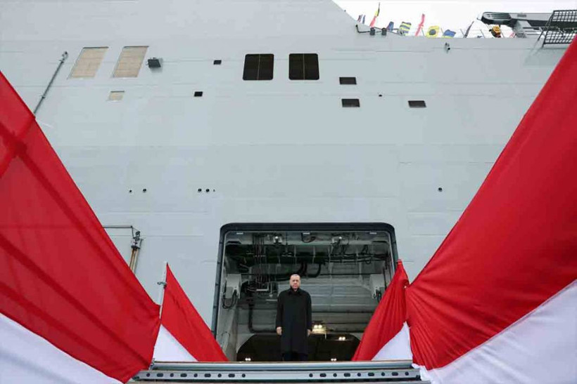 Cumhurbaşkanı Erdoğan TCG Anadolu Gemisi Teslim Töreni'nde konuştu - Resim: 18