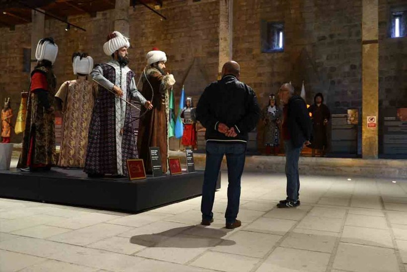 Edirne'de "Osmanlı Padişahları Tuğraları" sergisi görücüye çıktı - Resim: 3