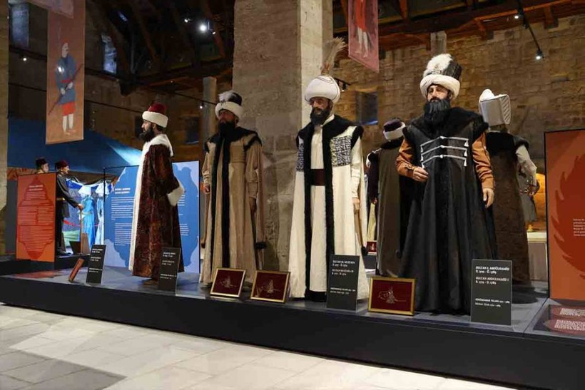 Edirne'de "Osmanlı Padişahları Tuğraları" sergisi görücüye çıktı - Resim: 8
