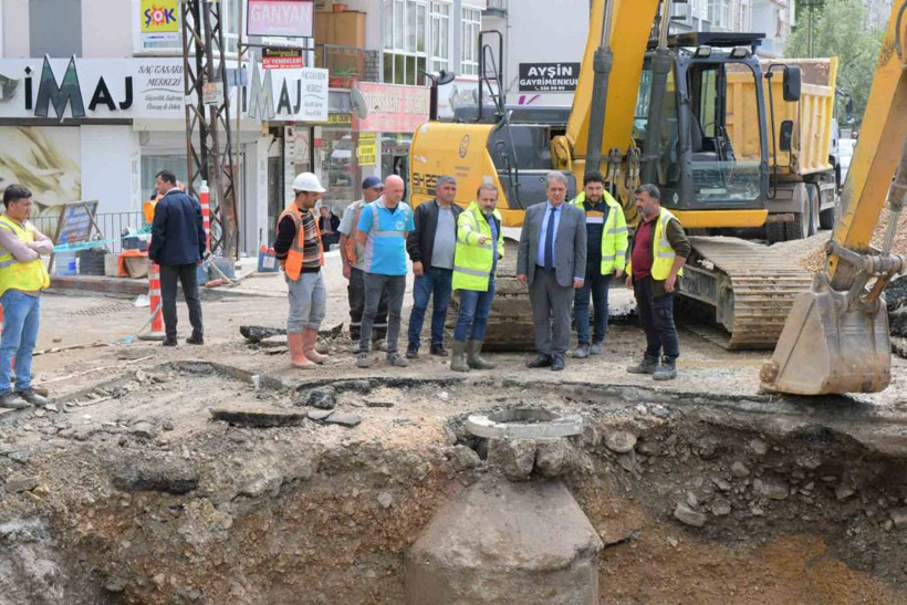 Lalegül Kavşağı’nda yaşanan çökmeye Ankara ASKİ yetişti - Resim: 7