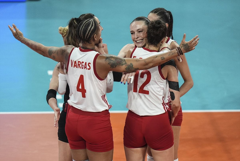 Türkiye-İtalya finalinden unutulmaz kareler! Filenin Sultanları Avrupa’yı bir kez daha fethetti - Resim: 16