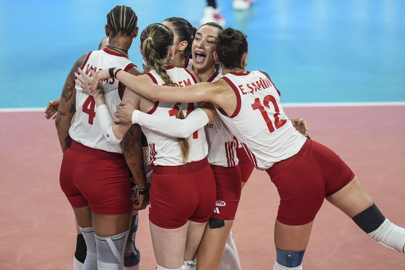 Türkiye-İtalya finalinden unutulmaz kareler! Filenin Sultanları Avrupa’yı bir kez daha fethetti - Resim: 18