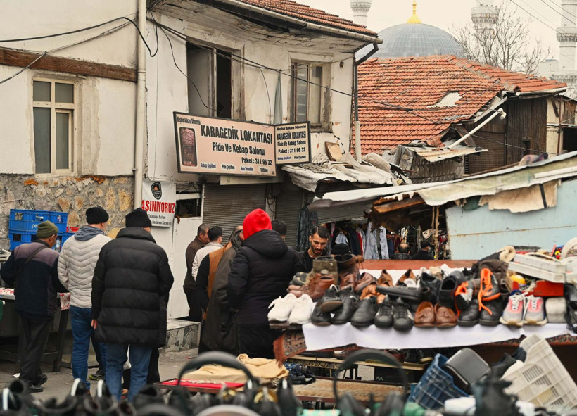 Ulus’un yıllara meydan okuyan bit pazarı kapanıyor: İtfaiye Meydanı’nda son günler - Resim: 28