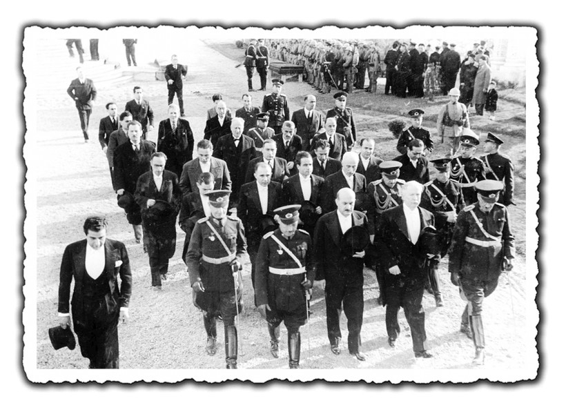 10 Kasım'ın 'unutulmaz' fotoğrafları - Resim: 12