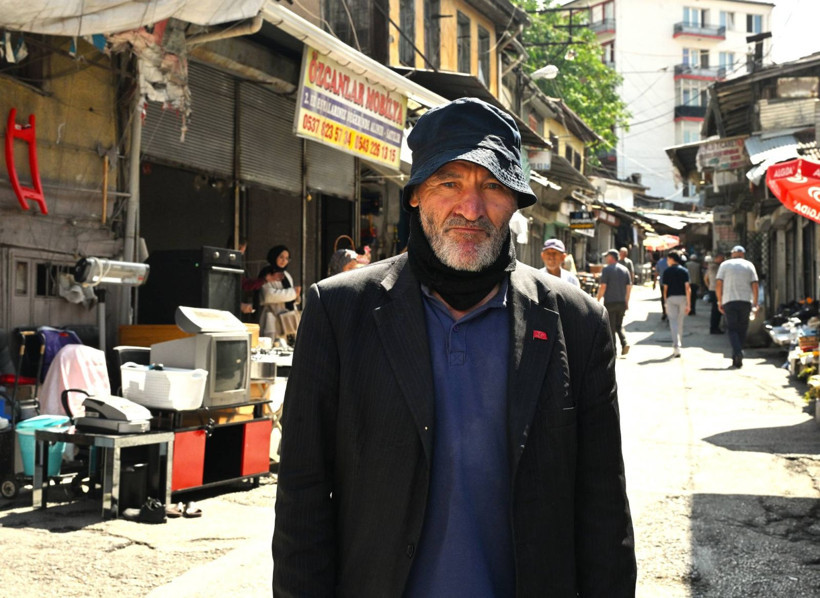 Ulus’un yıllara meydan okuyan bit pazarı kapanıyor: İtfaiye Meydanı’nda son günler - Resim: 8