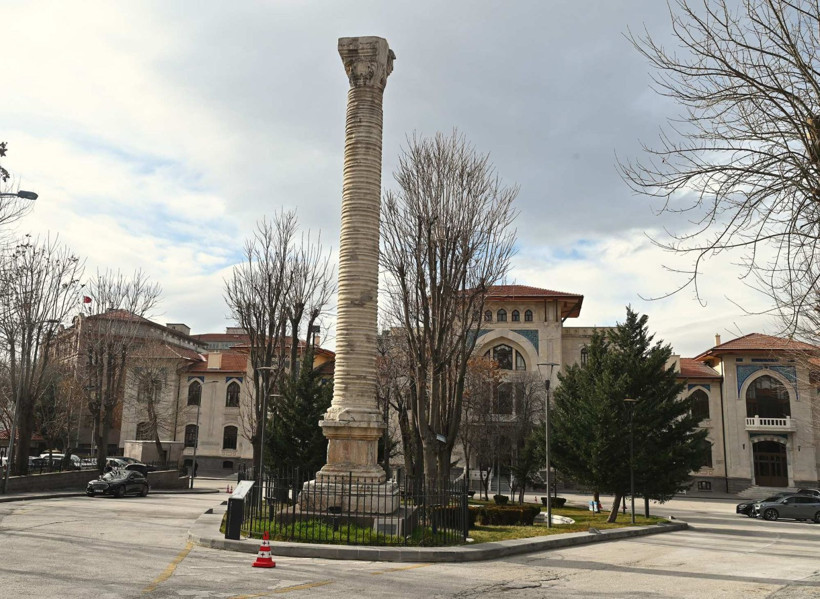 Ulus'taki Julianus Sütunu ve kayıp leylekleri - Resim: 6