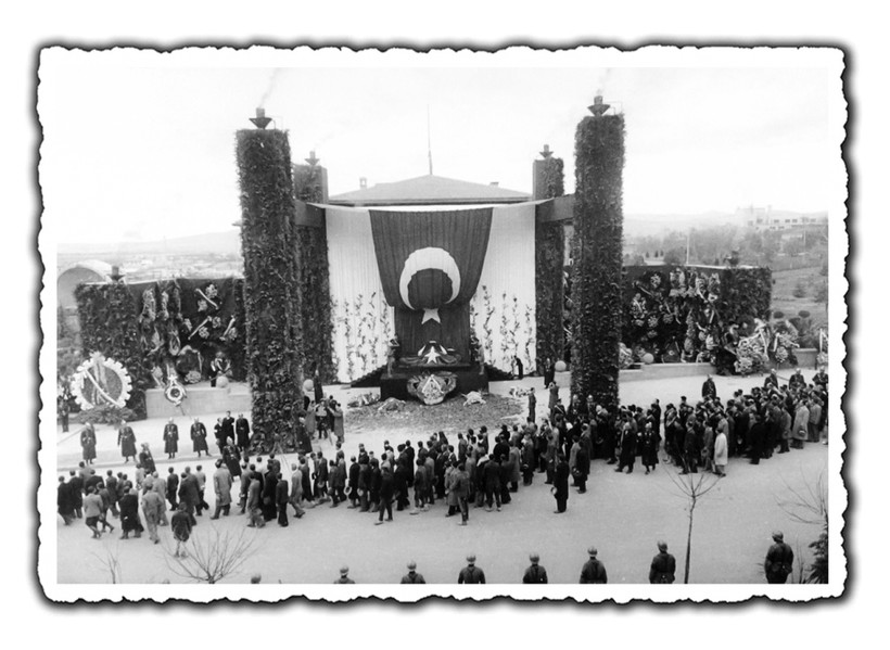 10 Kasım'ın 'unutulmaz' fotoğrafları - Resim: 17