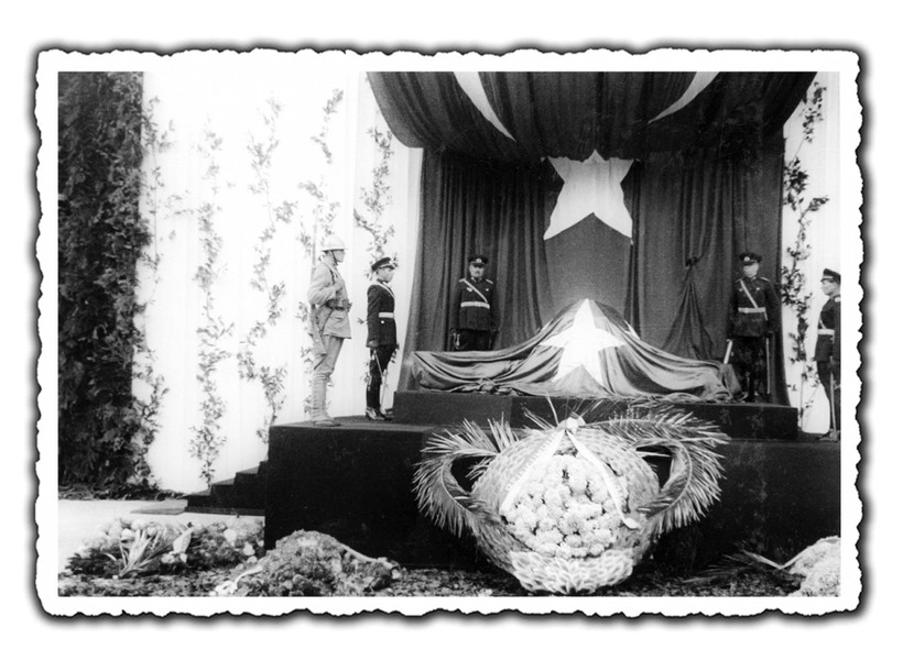 10 Kasım'ın 'unutulmaz' fotoğrafları - Resim: 19