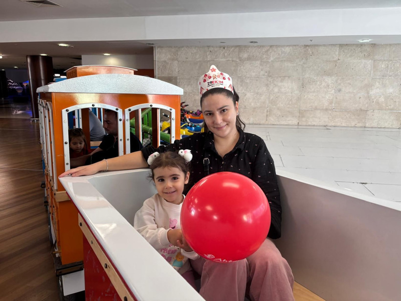 Ankara sokaklarında Cumhuriyet rüzgarı! 102. yıl kutlamalarından renkli kareler - Resim: 14