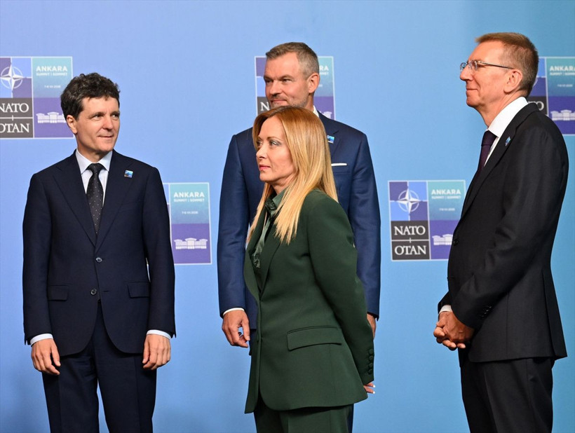 Ankara'dan Meloni geçti! Meloni'nin giyimi ve objektiflere yansıyan görüntüleri - Resim: 2